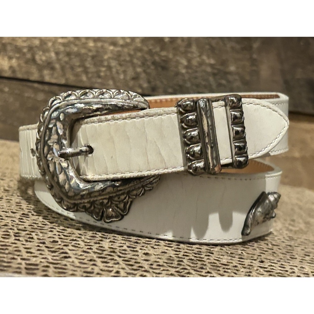 1995 M 38802 Brighton Shells And‎ Flowers Women's White Leather Silver
